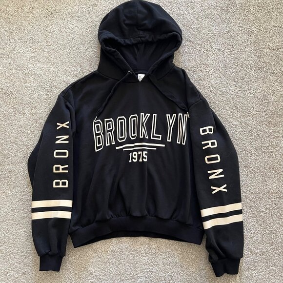 H&M Tops - Brooklyn Bronx New York Black and White Hoodie